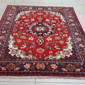 Persian Varamin Carpet 208cm x 155cm Hand Knotted