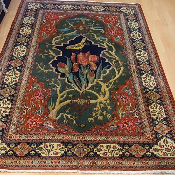 Very Fine Persian Qum Carpet 189cm x 138cm Hand Knotted