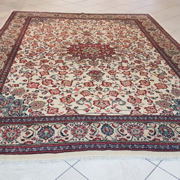 Fine Persian Sarough Carpet 366cm x 274cm Hand Knotted