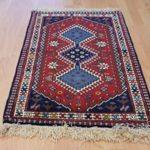 Very Fine Persian Yalemeh Carpet – 100cm x 60cm – Hand Knotted