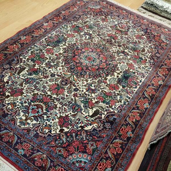 Very Fine Persian Bidjar Carpet 204cm x 132cm Hand knotted