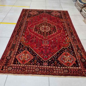 Very Fine Persian Shiraz Qashqai Carpet 240cm x 152cm Hand Knotted