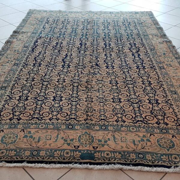 Very Fine Antique Tabriz Carpet 306cm x 203cm Hand Knotted