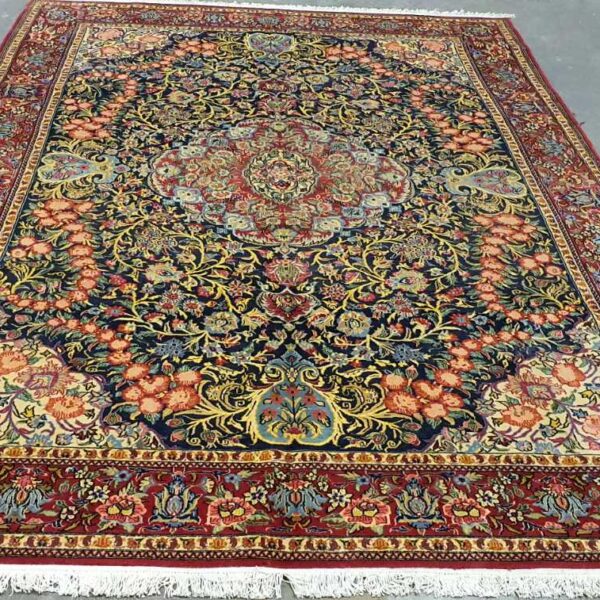 Very Fine Persian Qum Carpet 300cm x 208cm Hand Knotted