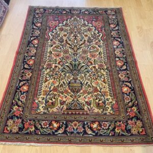Very Fine Persian Qum Carpet 176cm x 102cm Hand Knotted