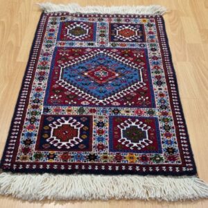 Very Fine Persian Yalemeh Carpet 100cm x 60cm Hand Knotted