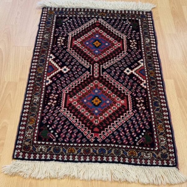 Very Fine Persian Yalemeh Carpet 100cm x 60cm Hand Knotted