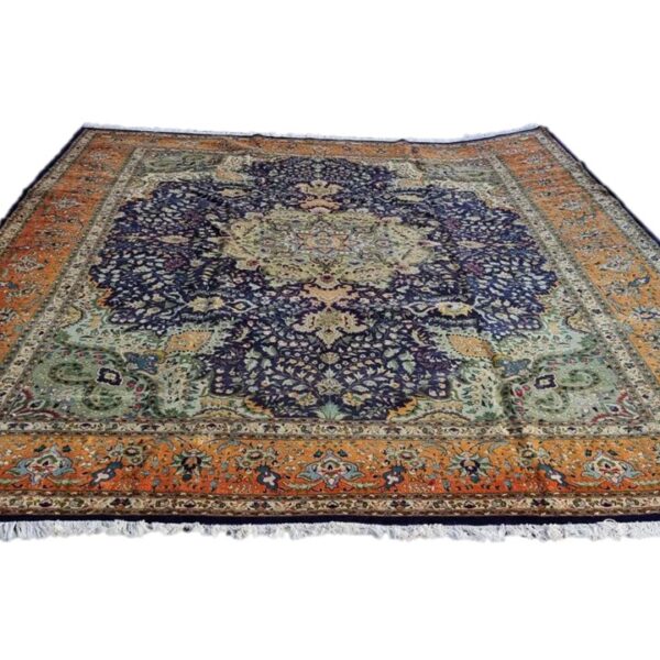 Very Fine Persian Tabriz Carpet 382cm x 300cm Hand Knotted