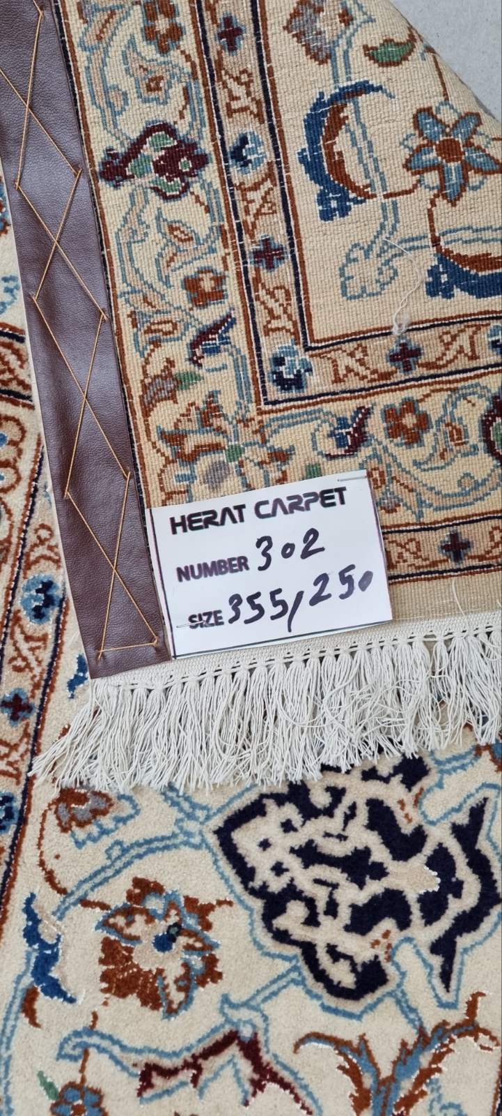 Very Fine Persian Nain Carpet 355cm x 250cm Hand Knotted - Image 2