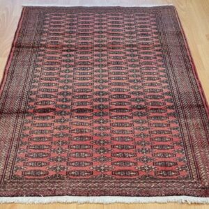 Persian Turkaman Carpet 135cm x 92cm Hand Knotted