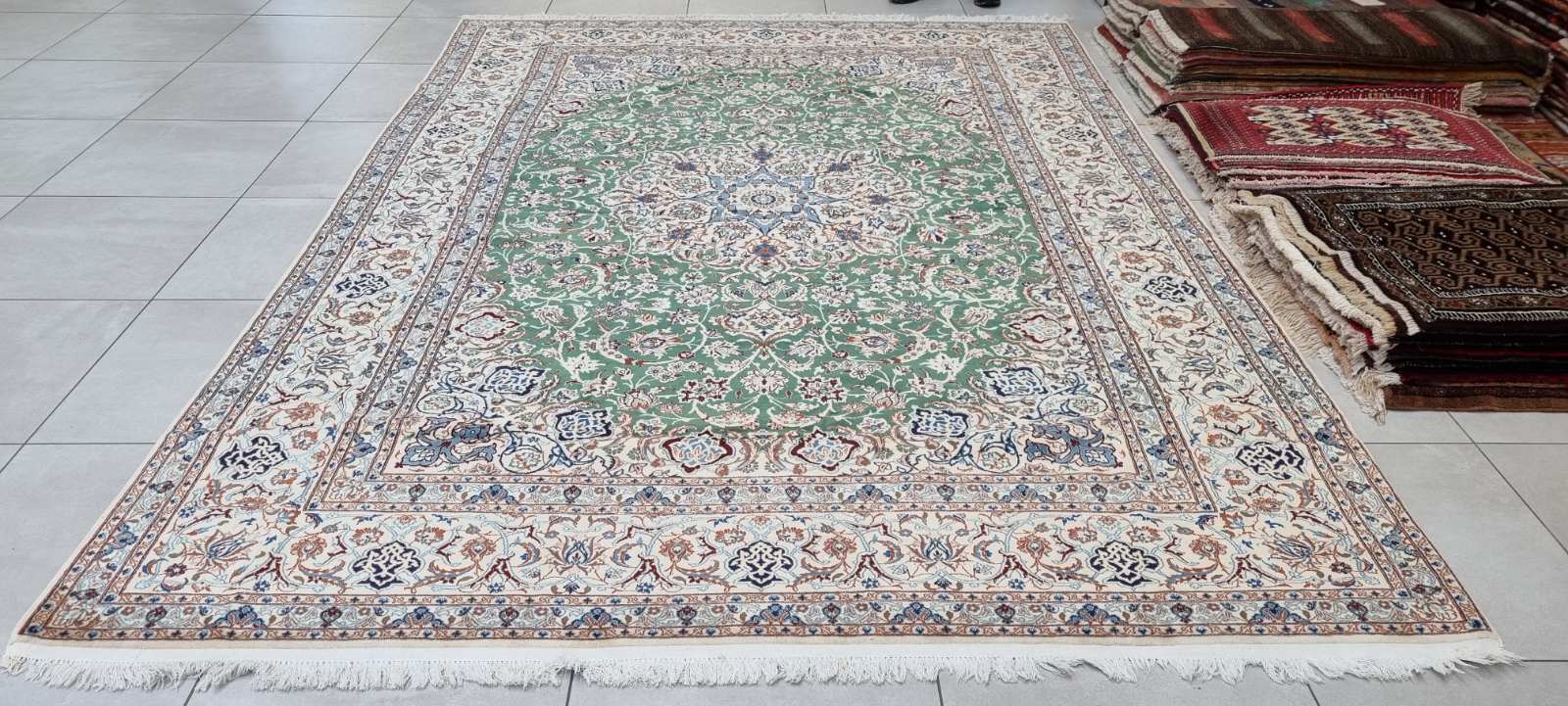 Very Fine Persian Nain Carpet 355cm x 250cm Hand Knotted - Image 5