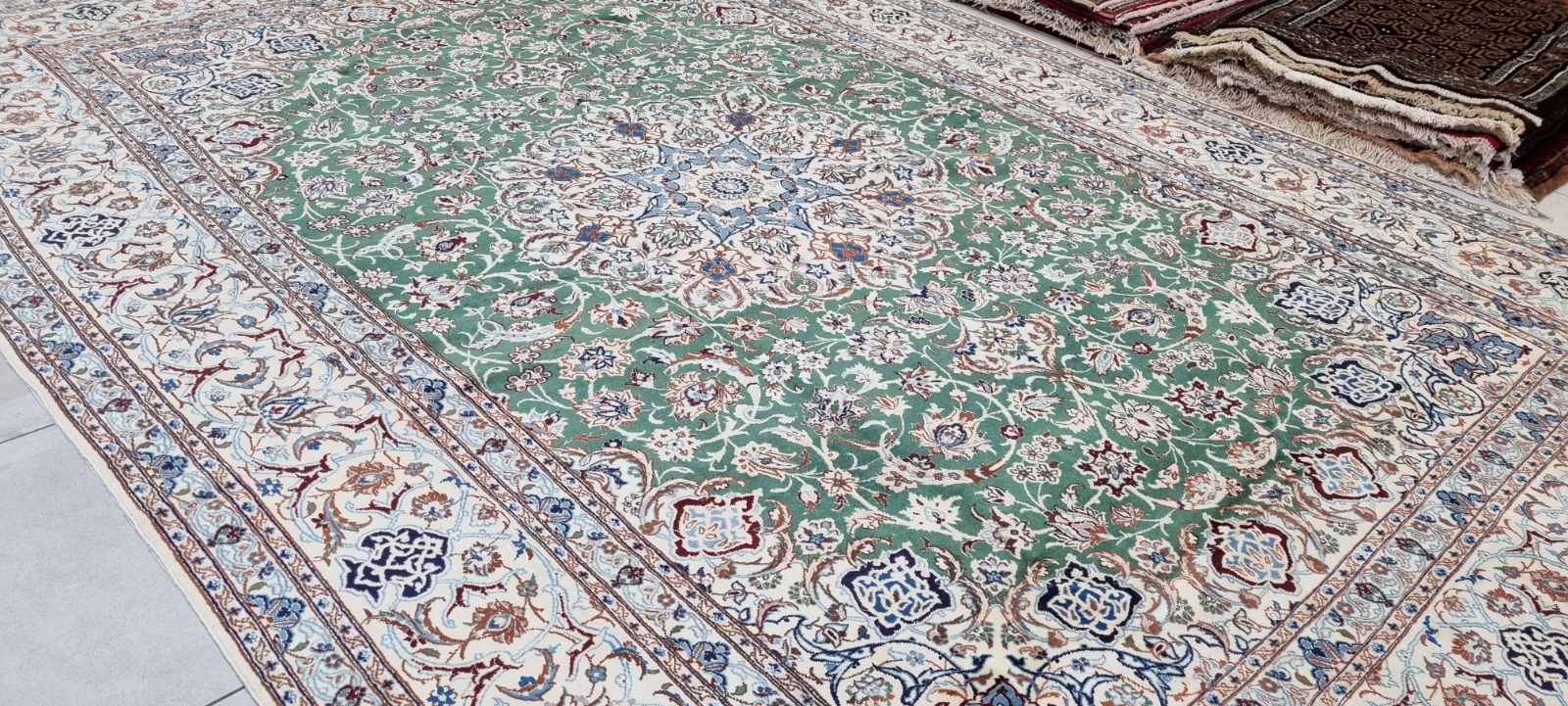 Very Fine Persian Nain Carpet 355cm x 250cm Hand Knotted - Image 4