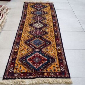 Very Fine Persian Yalemeh Carpet – 300cm x 82cm – Hand Knotted