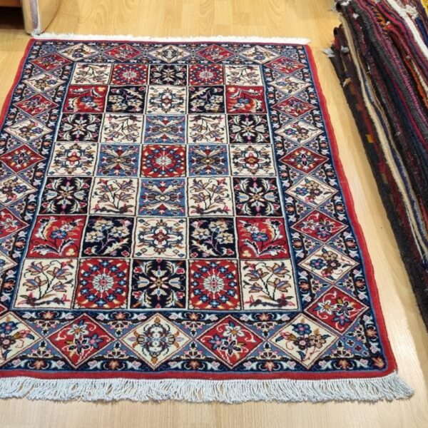 Persian Kashan Carpet 150cm x 100cm Hand Knotted