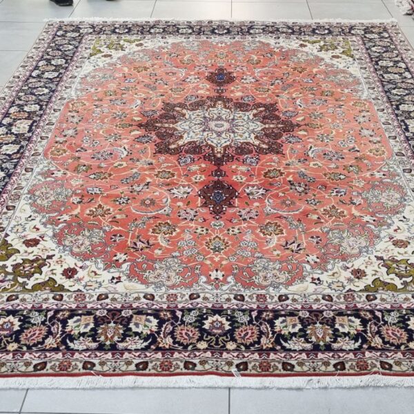 Very Fine Persian Tabriz Carpet 352cm x 248cm Hand Knotted
