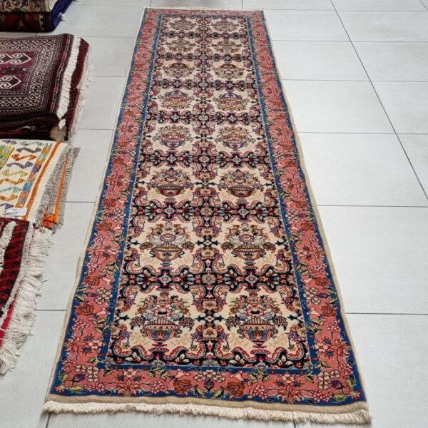 Persian Kashan Carpet 333cm x 80cm Hand Knotted