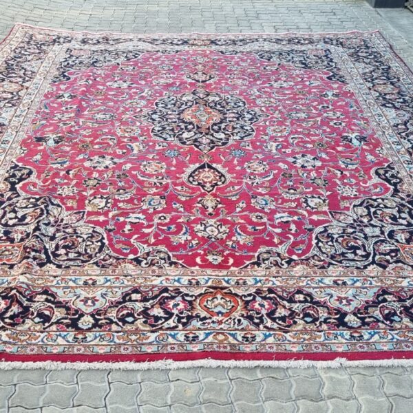 Vintage Persian Kashmar Carpet – 390cm x 297cm Hand Knotted