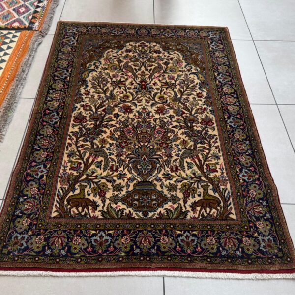 Very Fine Persian Qum Carpet 167cm x 107cm Hand Knotted
