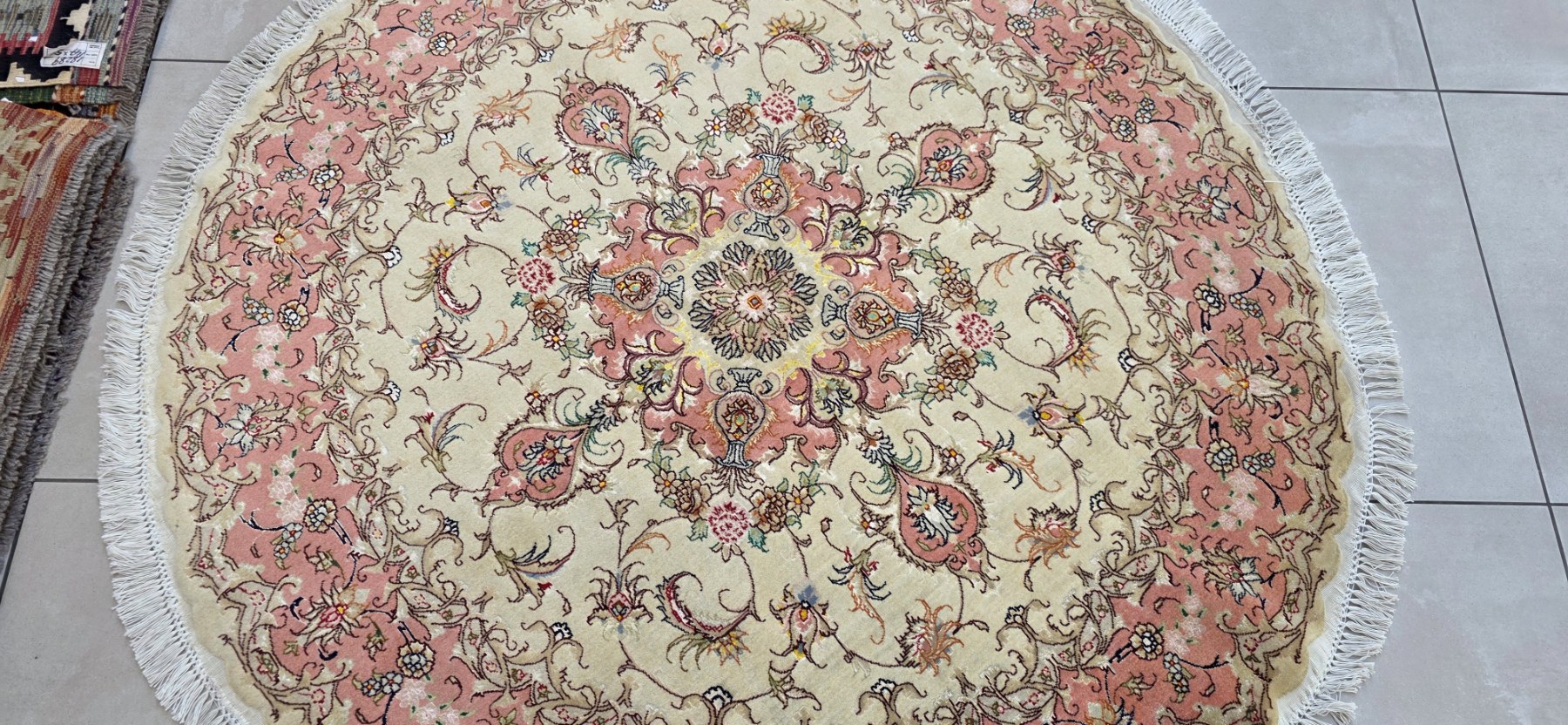Very Fine Persian Tabriz Carpet 152cm x 152cm Hand Knotted - Image 4