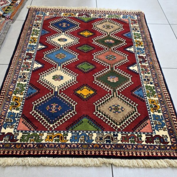 Very Fine Persian Yalemeh Carpet 150cm x 100cm Hand Knotted
