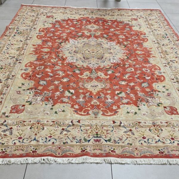 Very Fine Persian Tabriz Carpet 350cm x 255cm Hand Knotted