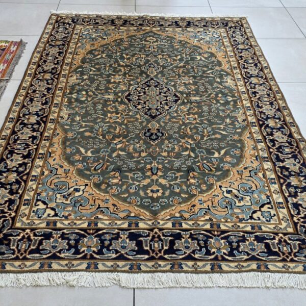 Persian Kerman Carpet 237cm x 150cm – Hand Knotted