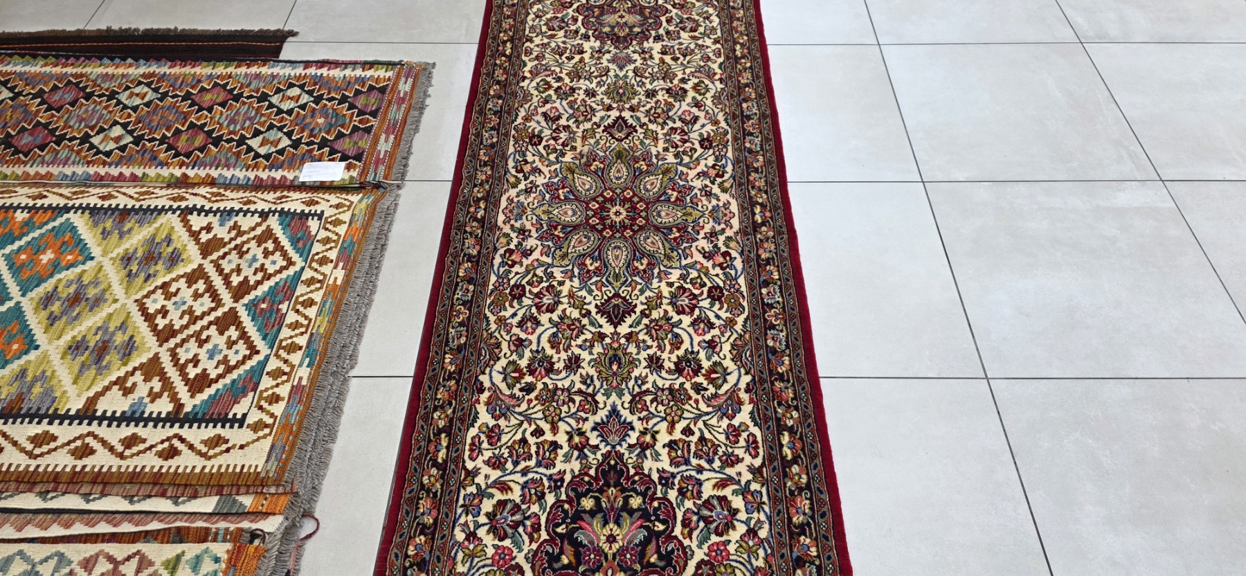 Very Fine Persian Qum Carpet 350cm x 90cm Hand Knotted - Image 3