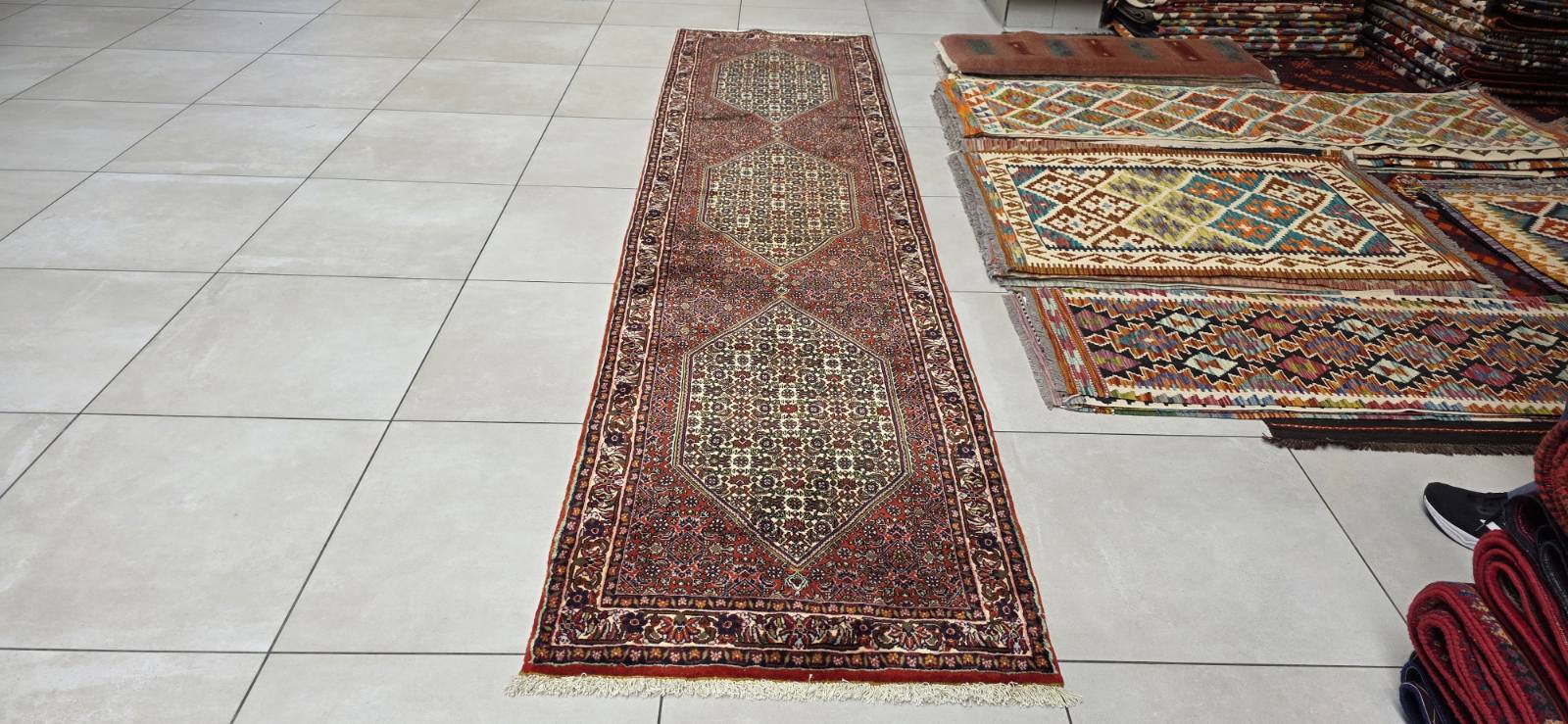 Very Fine Persian Bidjar Carpet 365cm x 87cm Hand knotted