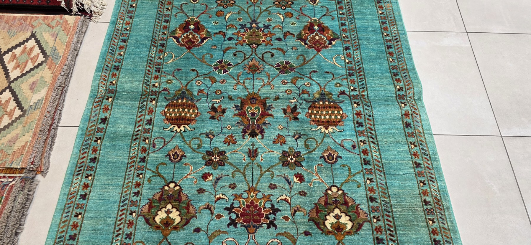 Very Fine Afghan Chobi Carpet 198cm x 152cm Hand Knotted - Image 3