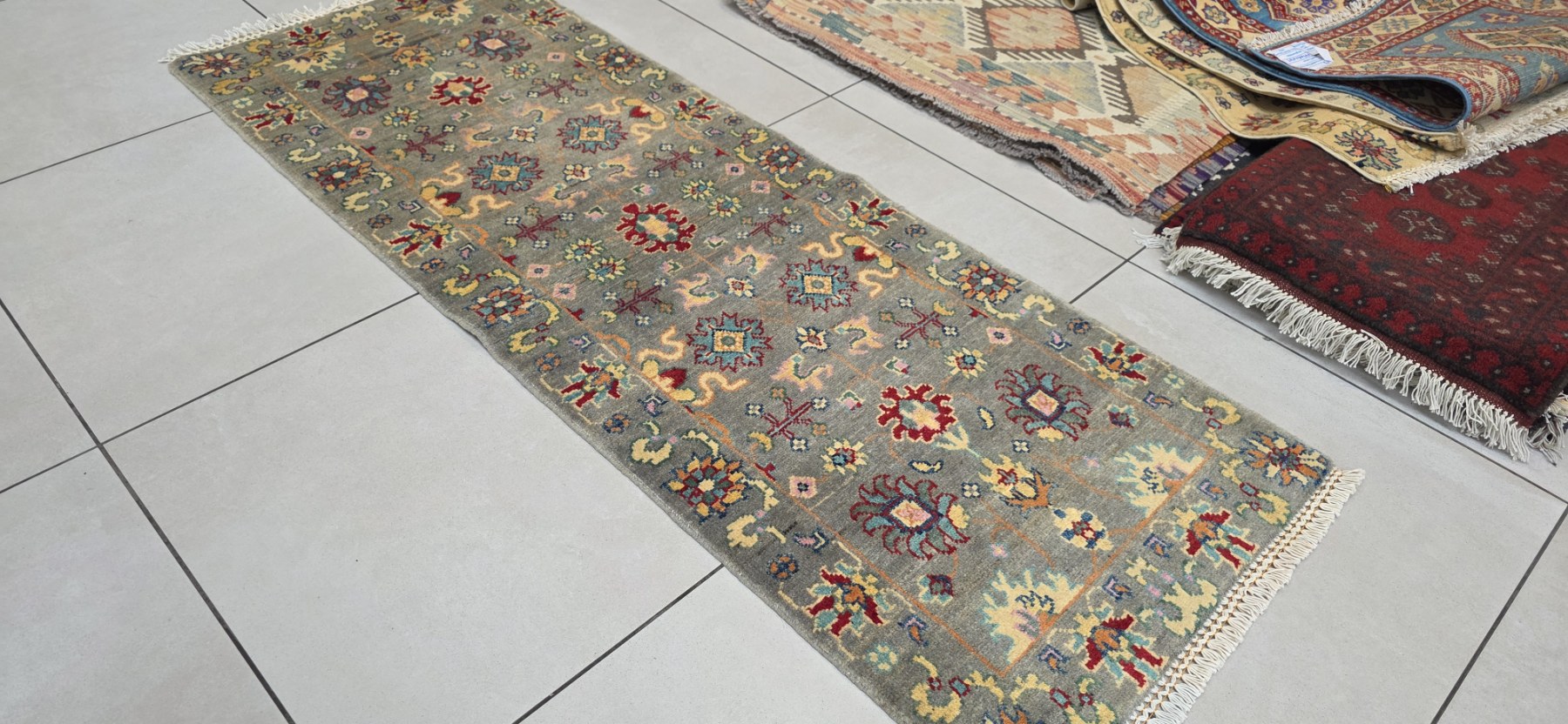 Afghan Kazak Carpet 177cm x 64cm Hand Knotted - Image 3